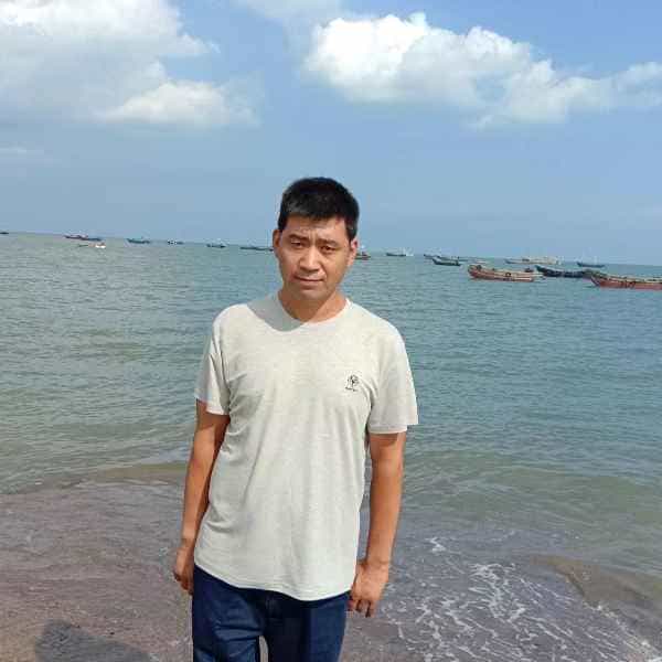 44岁岁辽宁单身帅哥 - 吉缘网