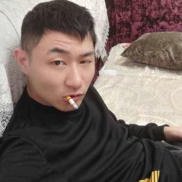 31岁岁贵州单身帅哥 - 吉缘网