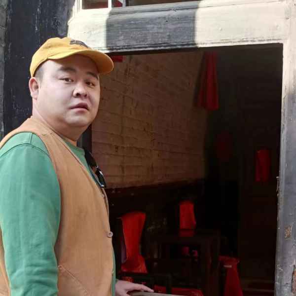 35岁岁陕西单身帅哥 - 吉缘网
